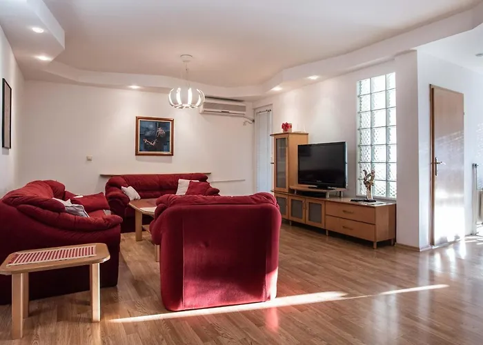 Emilija Appartement *